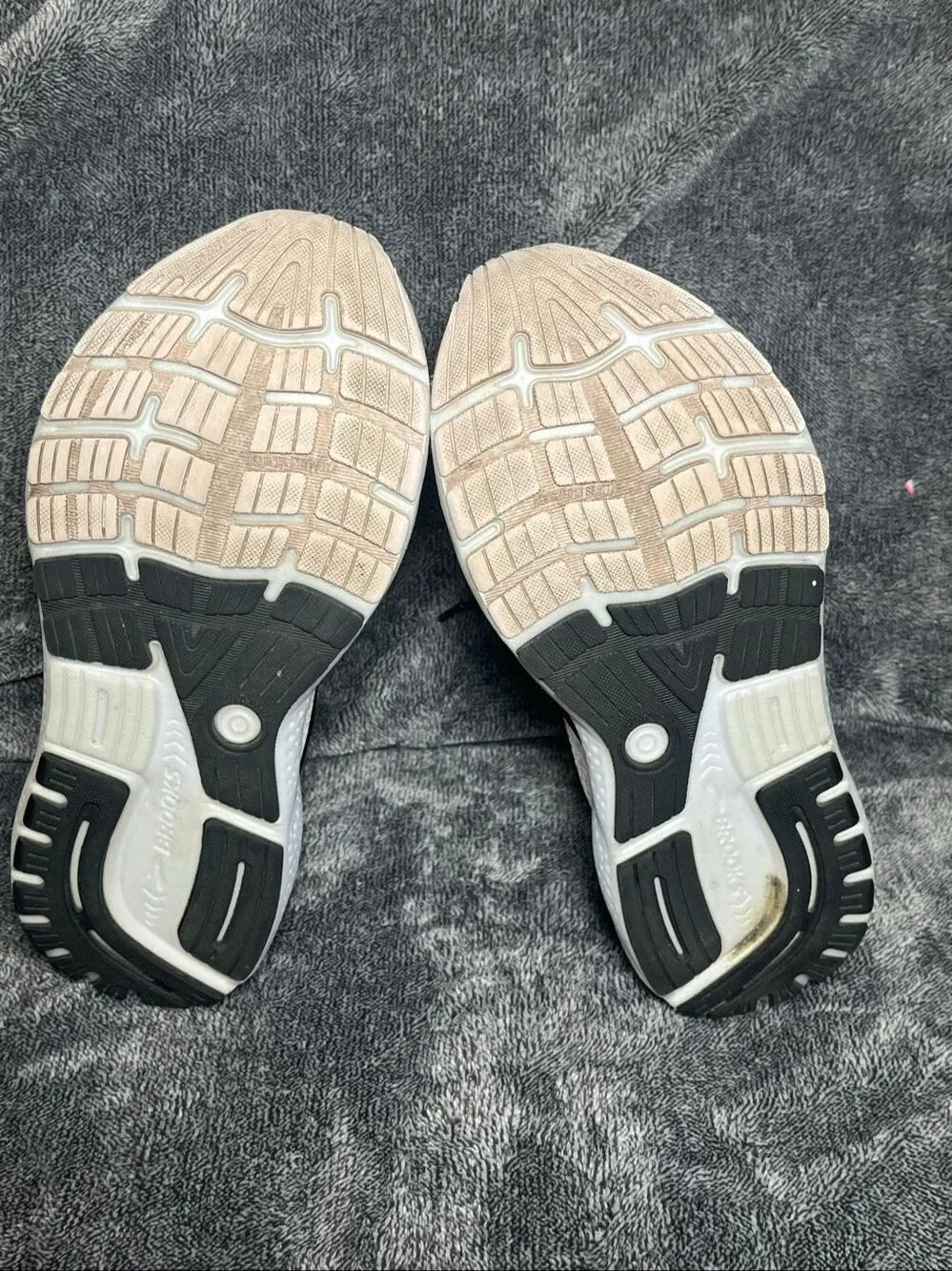Brooks wear pad zero